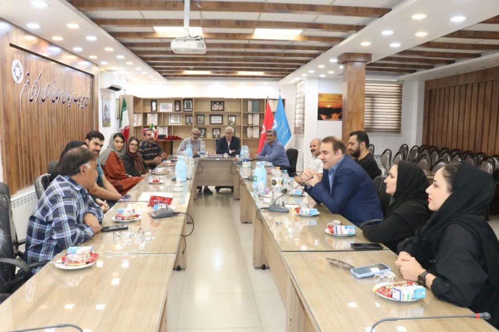 تجلیل از عکاسان داوطلب تبسم